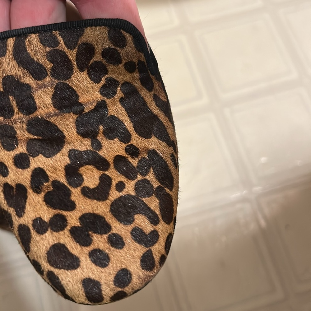 Banana Republic Leopard Print hair calf Women's block heeled Loafers - Picture 10 of 12